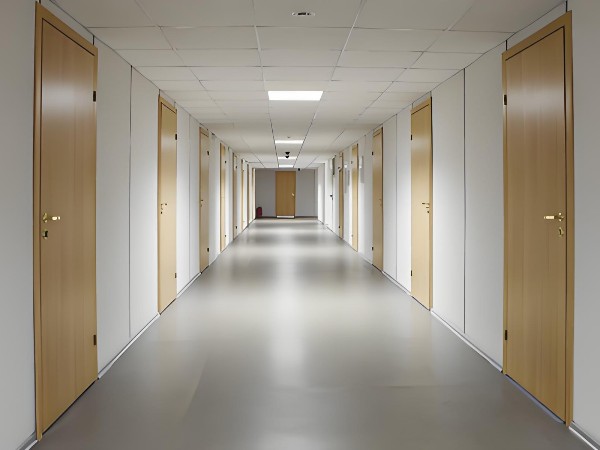 魯泰金硅板：重塑現(xiàn)代辦公空間的理想飾材